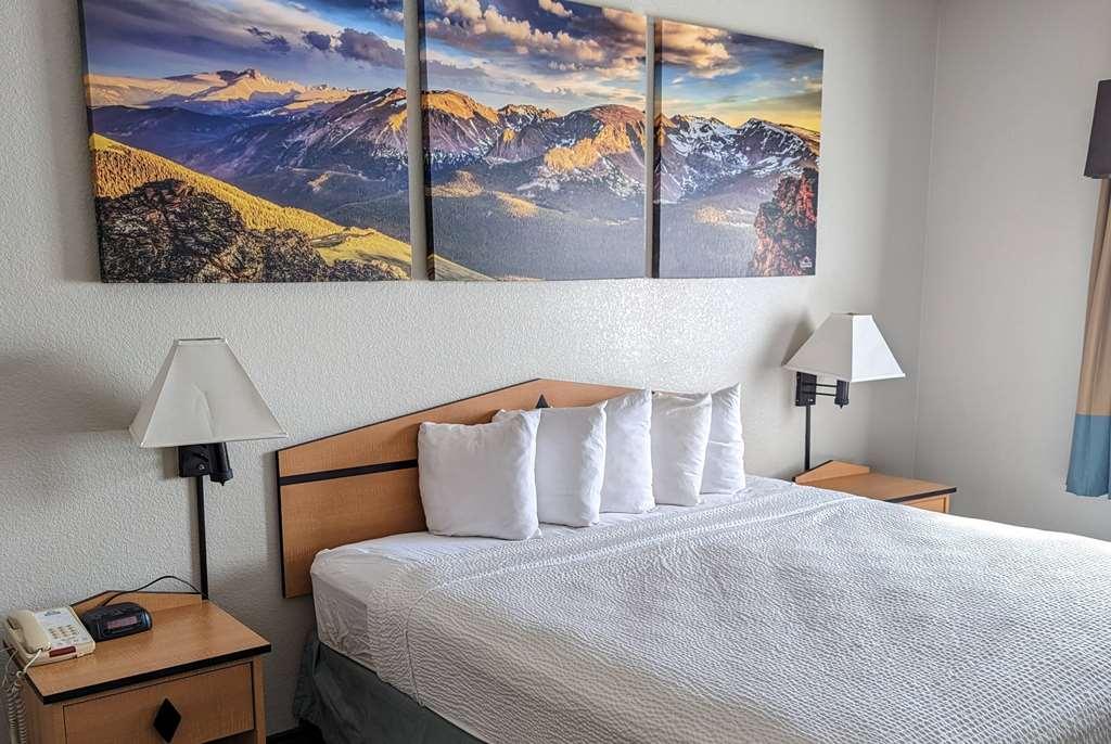 Days Inn & Suites By Wyndham Касл-Рок Номер фото
