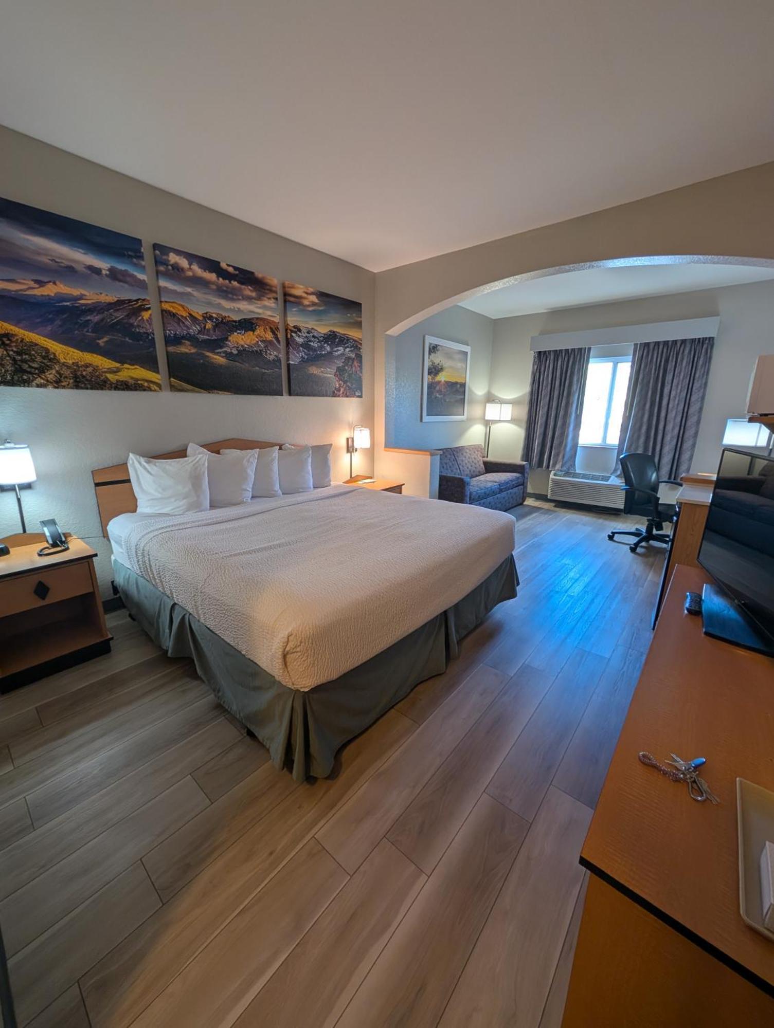 Days Inn & Suites By Wyndham Касл-Рок Экстерьер фото